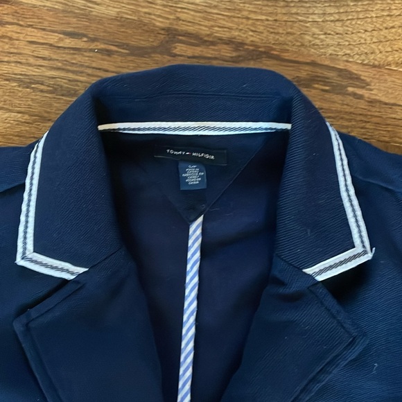 Tommy Hilfiger Ponte Unstructured Navy Blazer with White Piping - Picture 4 of 6